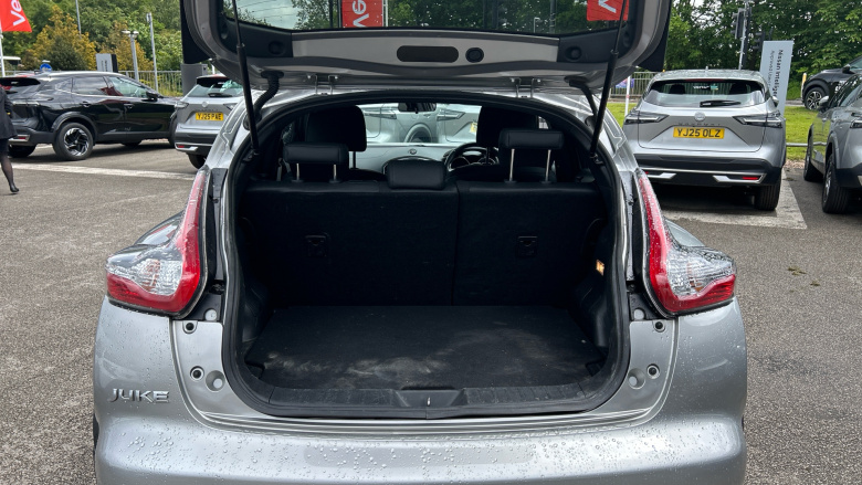 Nissan Juke 1.5 dCi N-Connecta 5dr Diesel Hatchback
